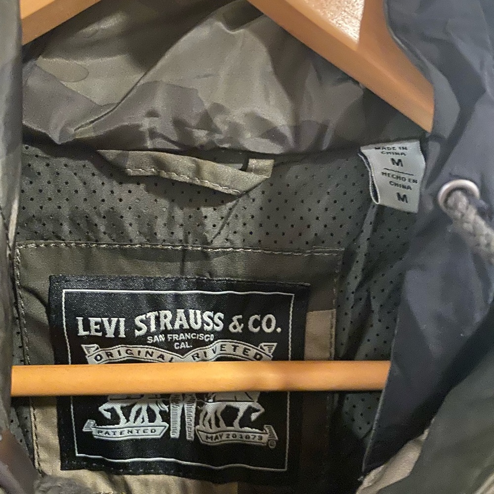 Mens Levi Full Zip Hoodie Army Camo LM8MP506 Outdoors Mesh Lined Jacket. - Picture 3 of 4